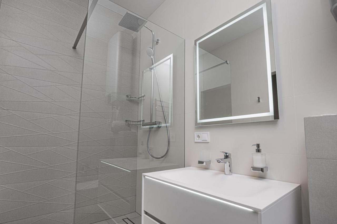 Pearl 45 Panoramic Sea View Apartment Odesa Exterior photo