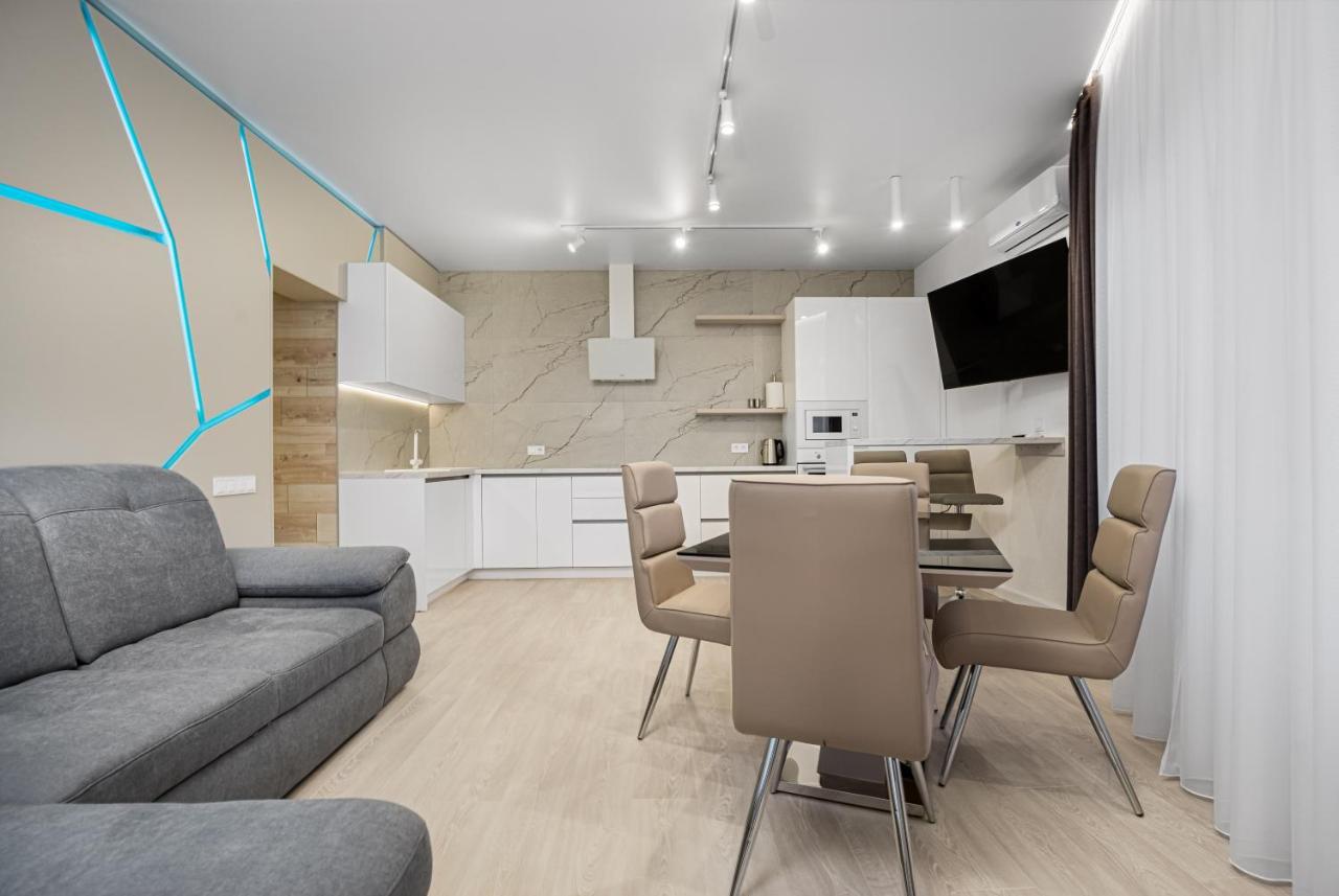 Pearl 45 Panoramic Sea View Apartment Odesa Exterior photo